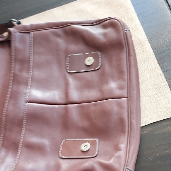 Adrienne Vittadini Vintage Brown Leather Satchel/Messenger Bag, Unisex - Picture 11 of 12